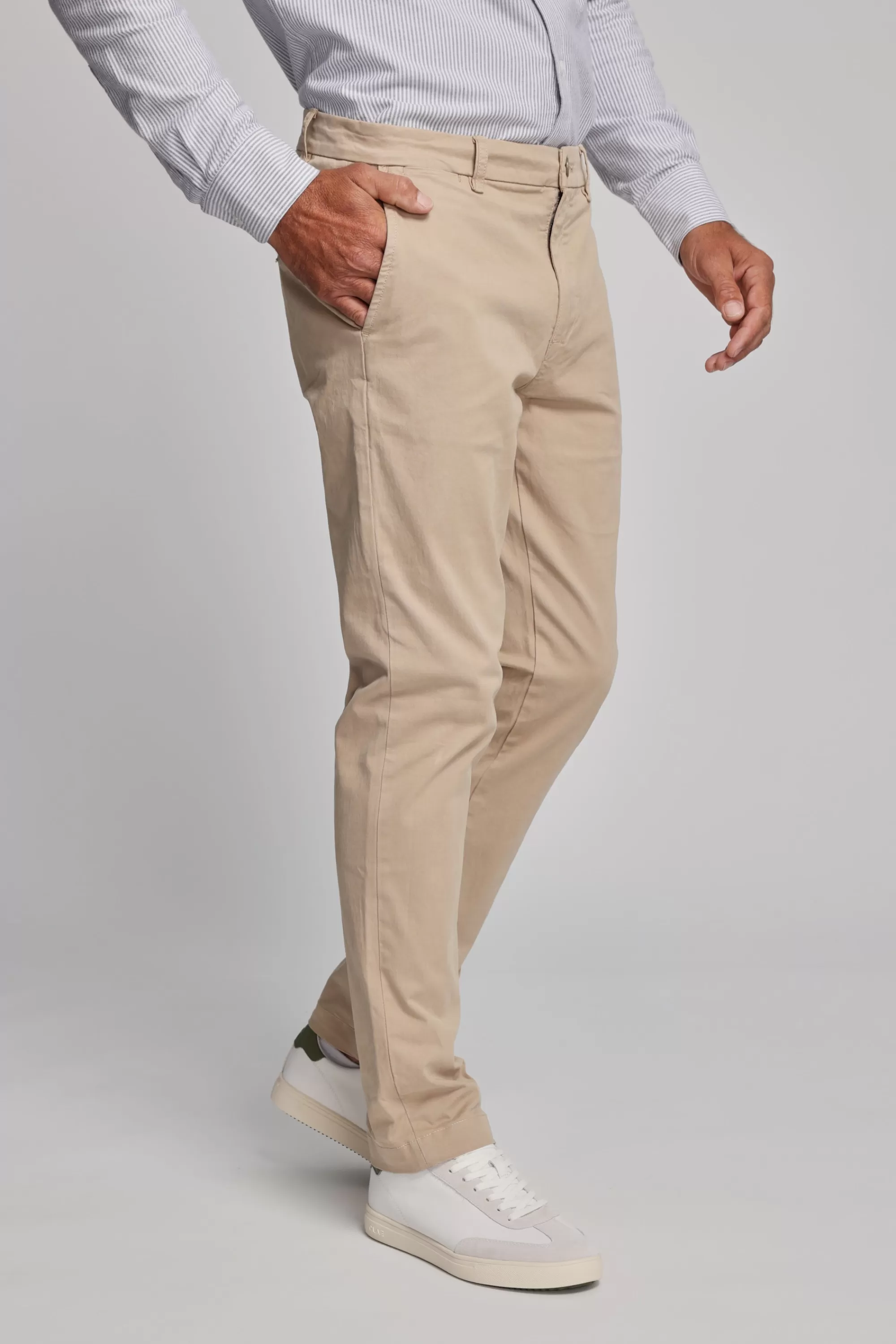 Barkers Straight Fit Pants | Tapered & Slim Fit Pants^Carnaby Chino SAND