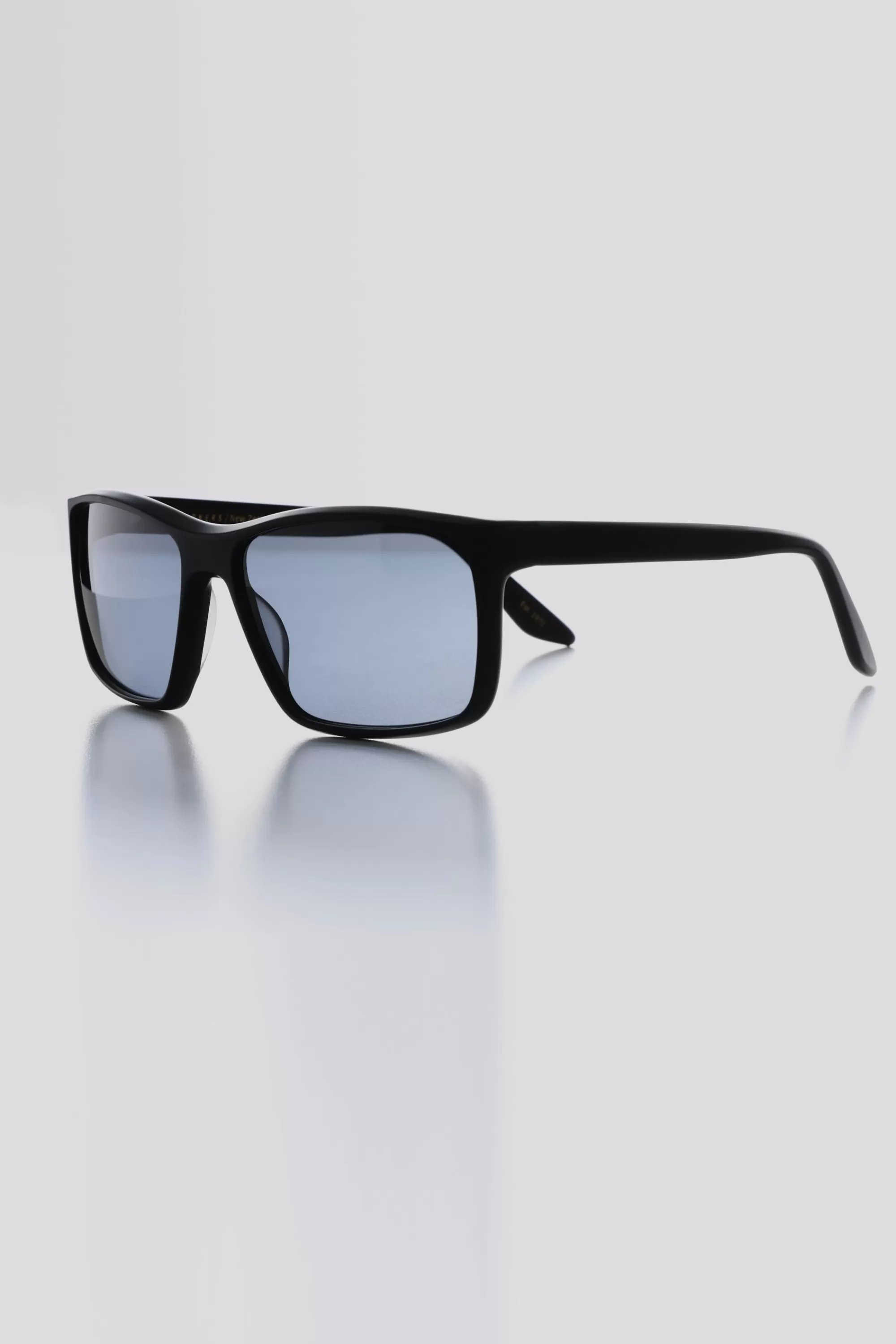 Barkers Sunglasses^Dusky Polarised Sunglasses BLACK