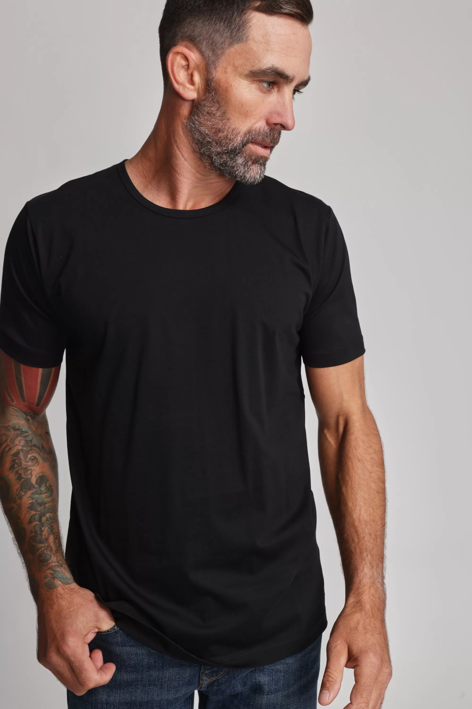 Barkers Essential Tees^Linton Supima Tee BLACK