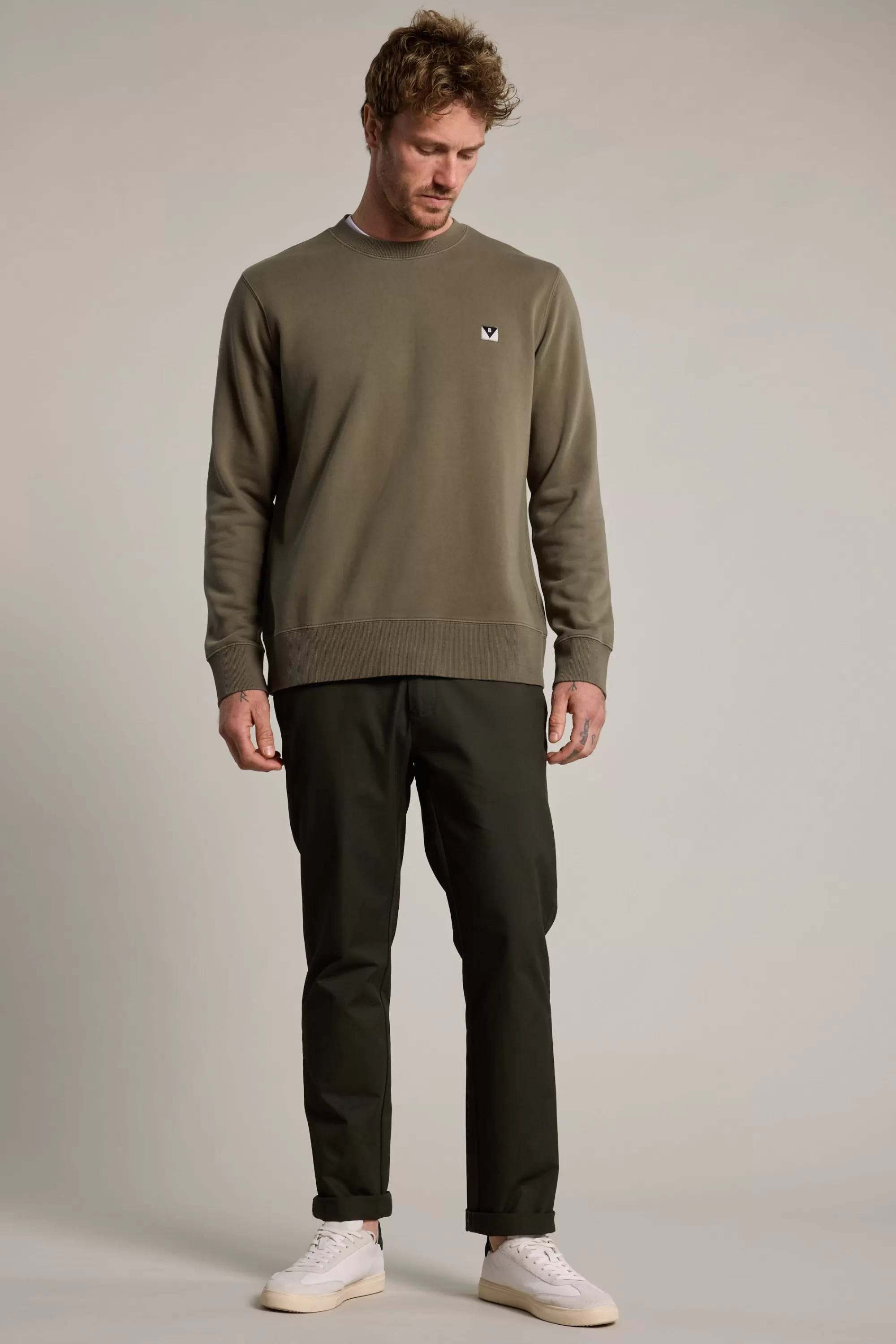 Barkers Sweatshirts & Hoodies^Newton Washed Crew WASHED KHAKI