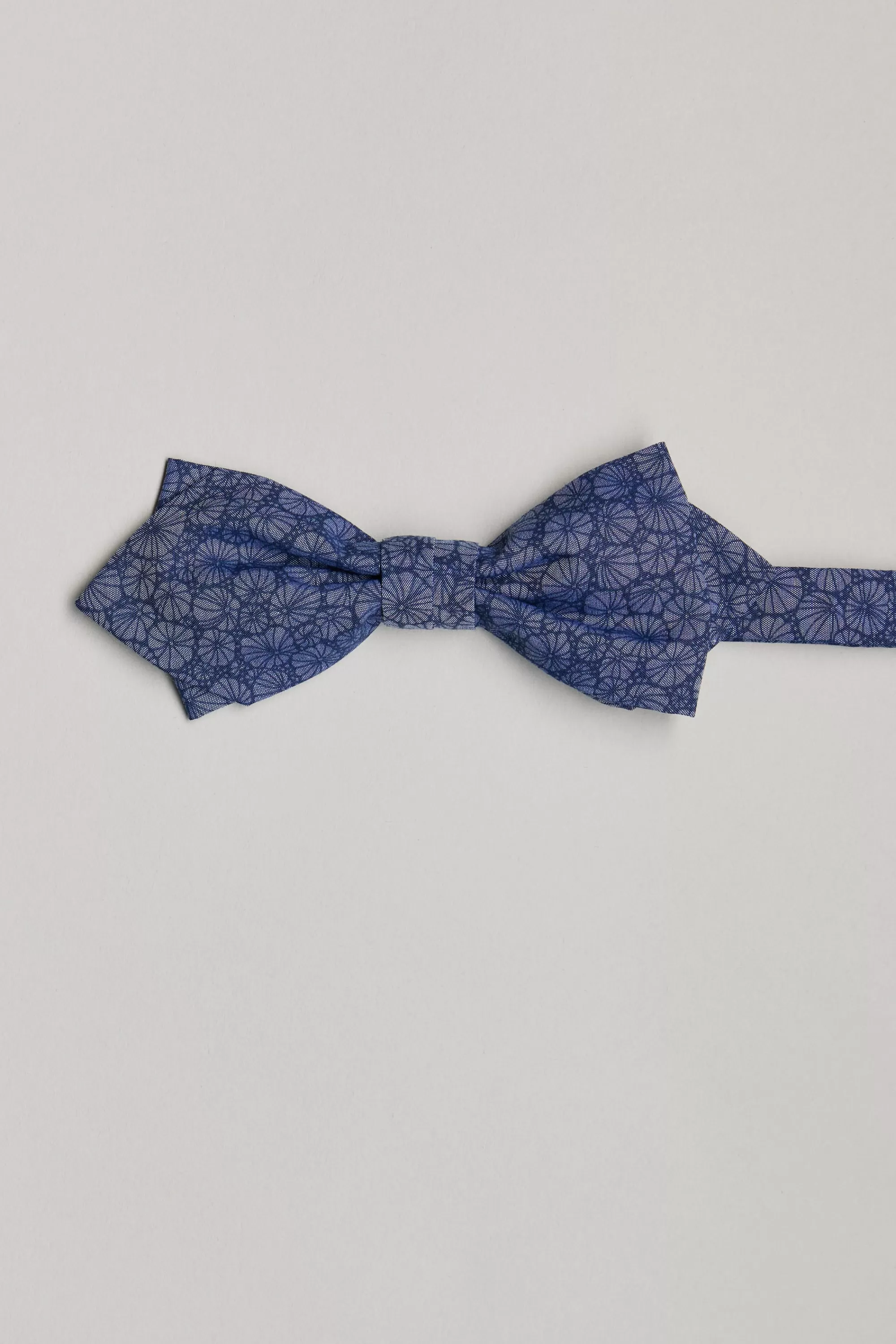 Barkers Ties & Bow Ties | Suiting Accessories^Seashell Bloom Liberty Bowtie