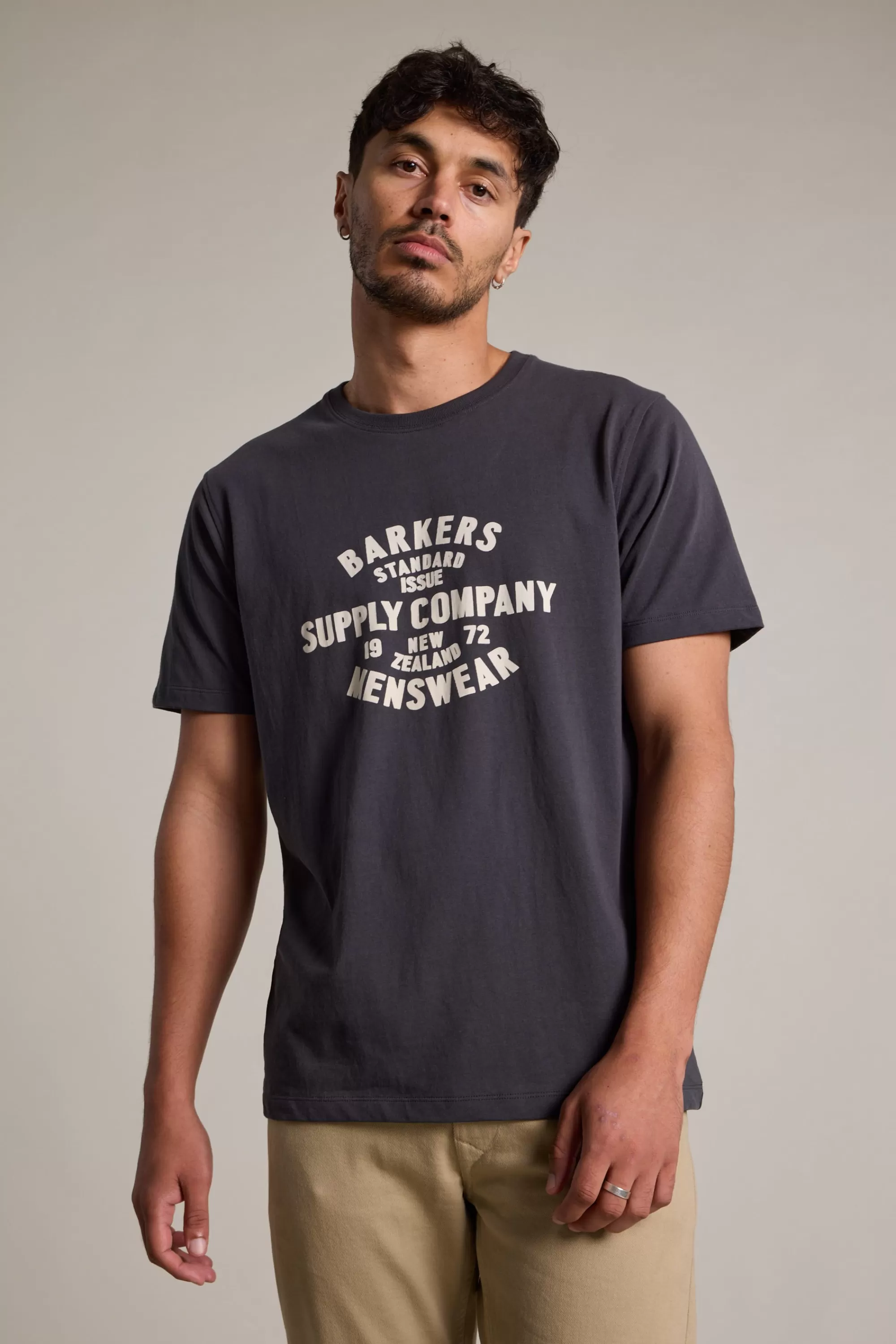 Barkers Graphic & Stripes^Standard Issue Print Tee CHARCOAL